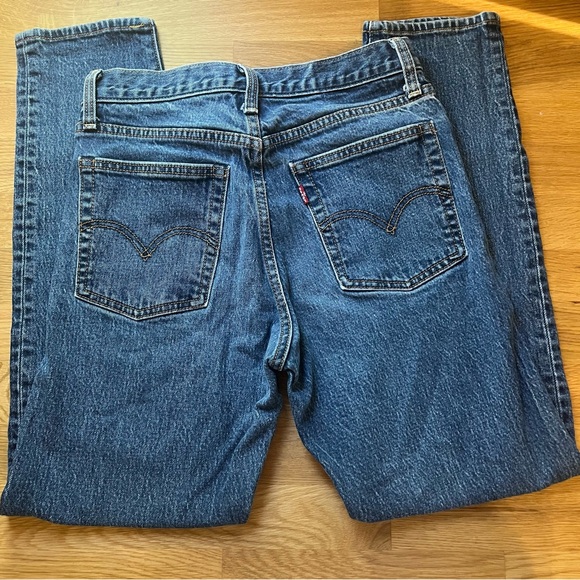 Mid rise cropped Levi jeans - Picture 3 of 7